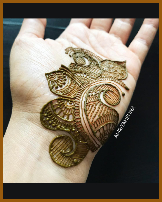 Bottom Palm Mandala In Minimal Front Hand Mehndi Design